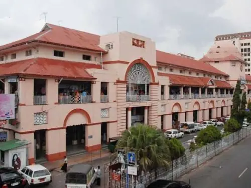Yangon: Cultural and Commercial Hub